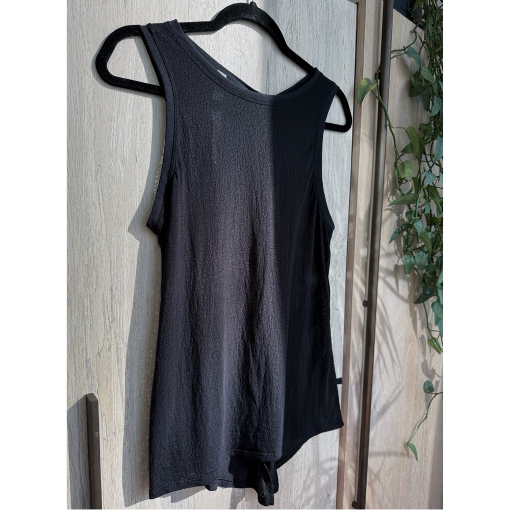 FLASH SALE⚡️ Lululemon Open Back Tank Top - Picture 3 of 6